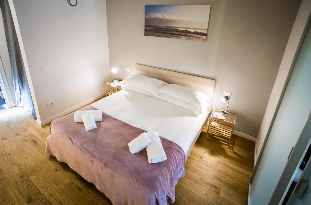 Acacia Firenze - Dalia Apartment Bagian luar foto